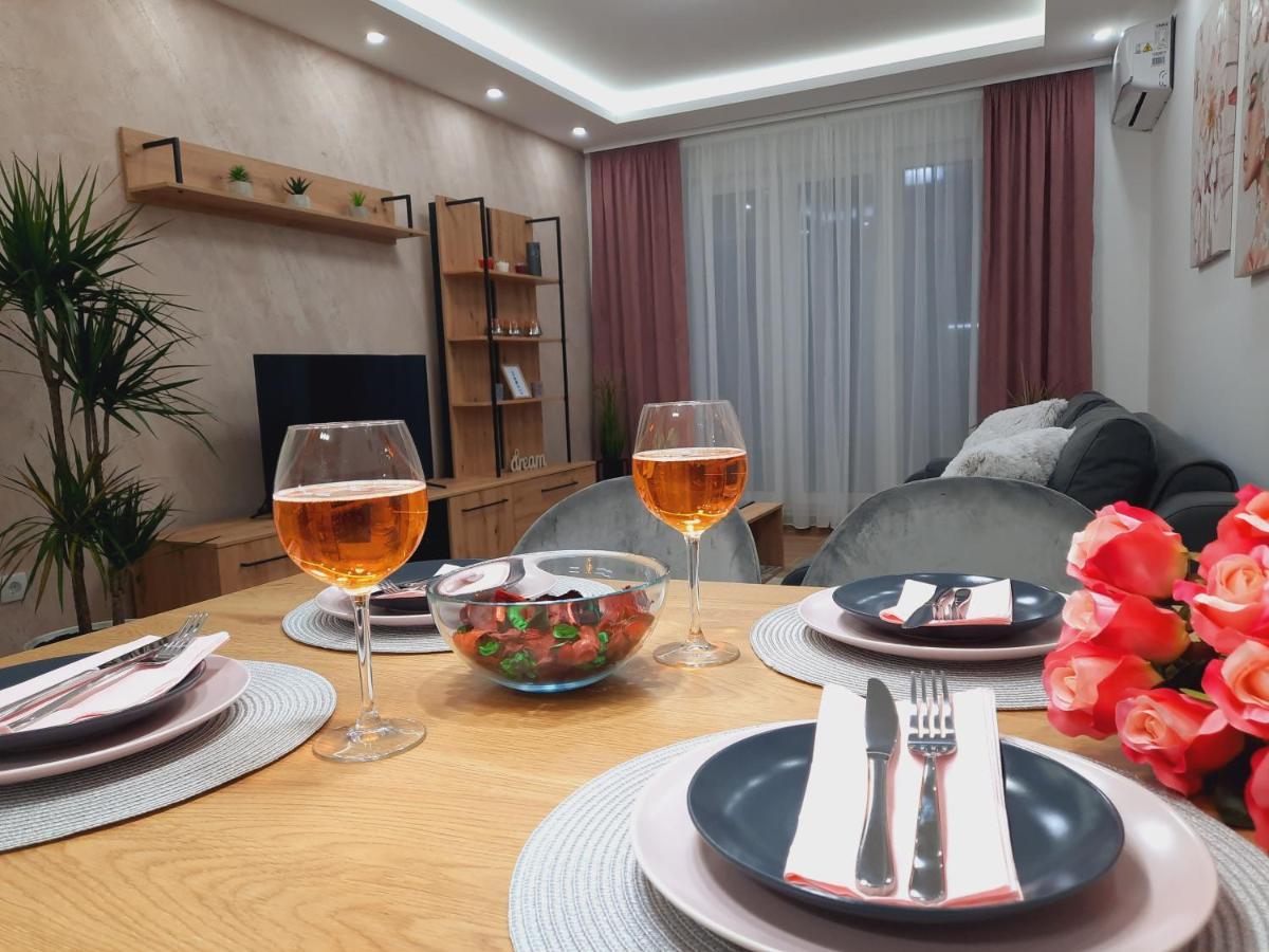 Apartman Kristal Sremska Mitrovica Extérieur photo