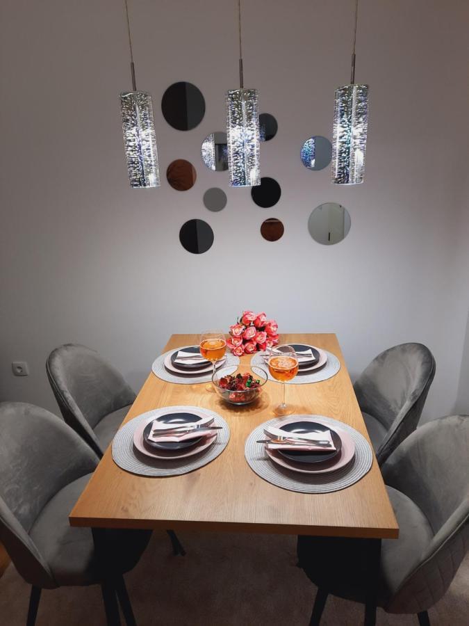 Apartman Kristal Sremska Mitrovica Extérieur photo