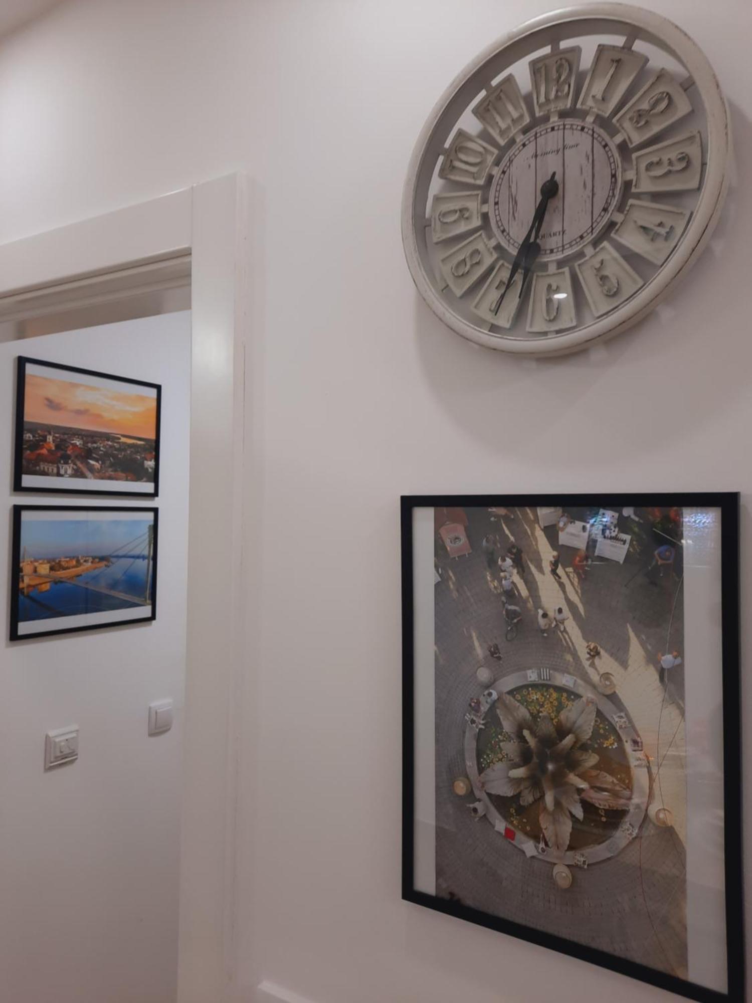 Apartman Kristal Sremska Mitrovica Extérieur photo